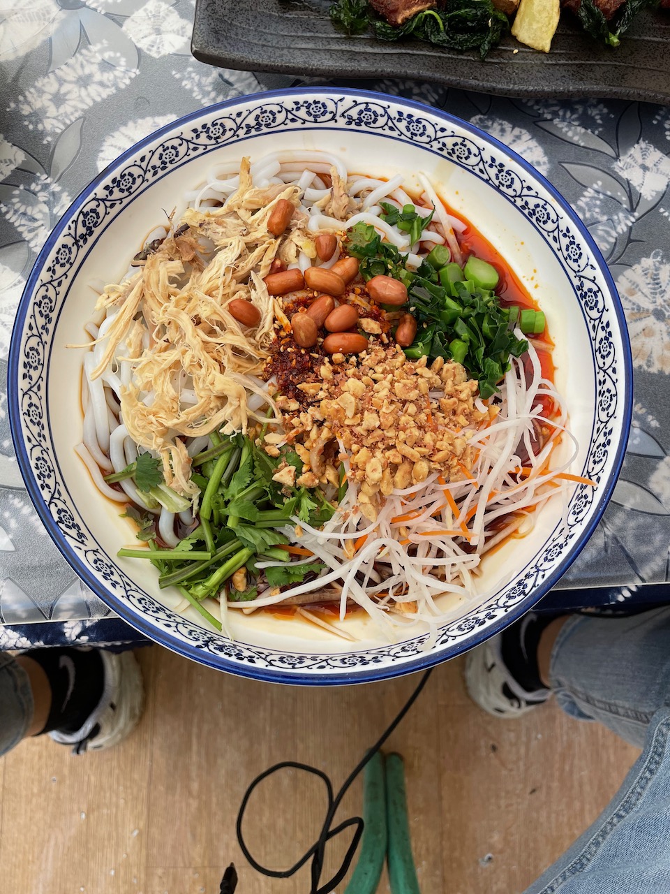 凉拌鸡丝米线