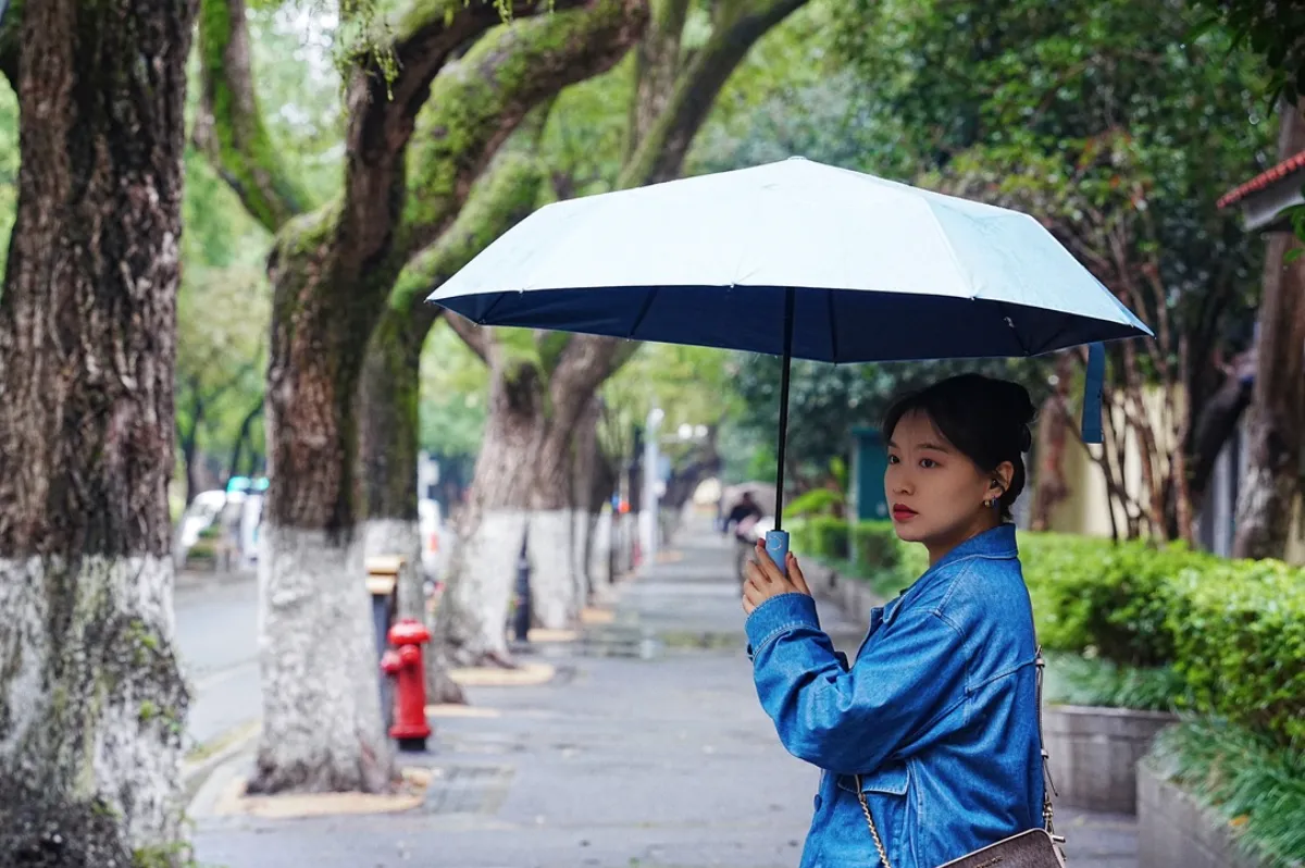 颐和路上拍照